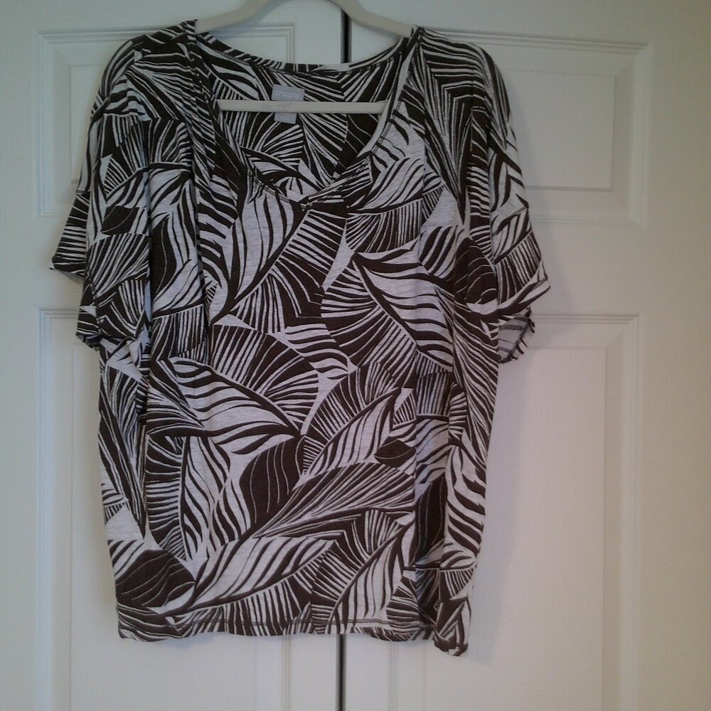 ***CLEARANCE** Chico's Linen Leaf Print Knit Top in Brown Print Size 3 / XL / 16